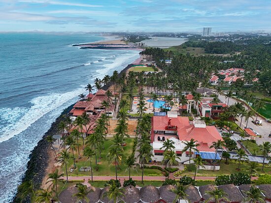 Covelong Beach
