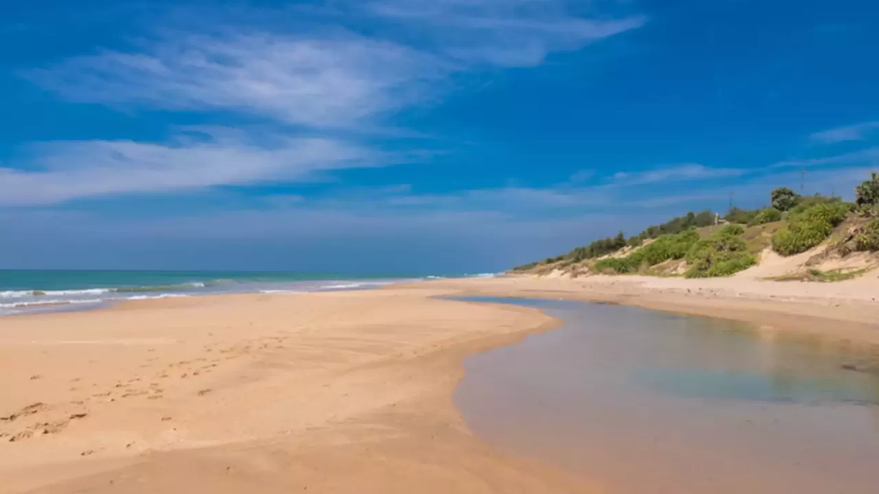 Sothavilai Beach thumbnail 3